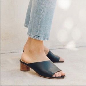 SOLUDOS- Milan  round circle asymmetrical heel